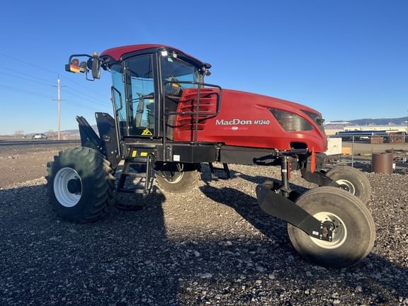 Main image MacDon M1240