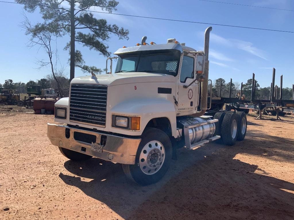 2017 Mack CHU613 Equipment Image0