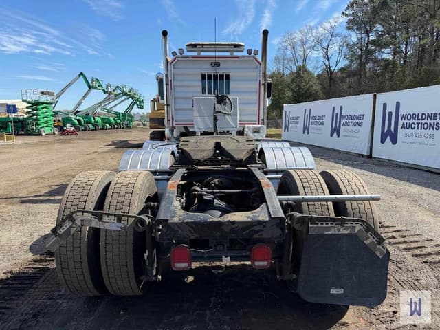 Image of Mack CHU613 equipment image 4