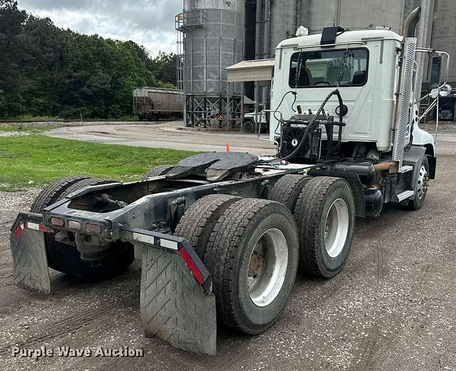 Image of Mack CXU equipment image 4
