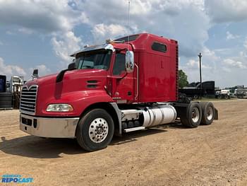 2017 Mack CXU613 Equipment Image0