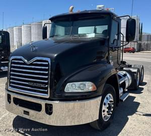 2017 Mack CXU613 Image