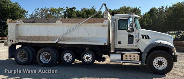 Image of Mack Granite GU713 equipment image 3
