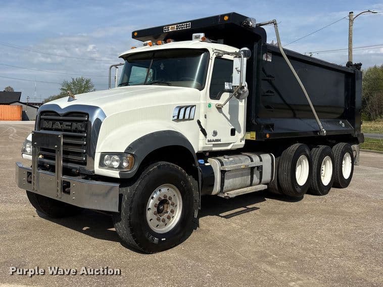 Image of Mack Granite GU713 Primary image