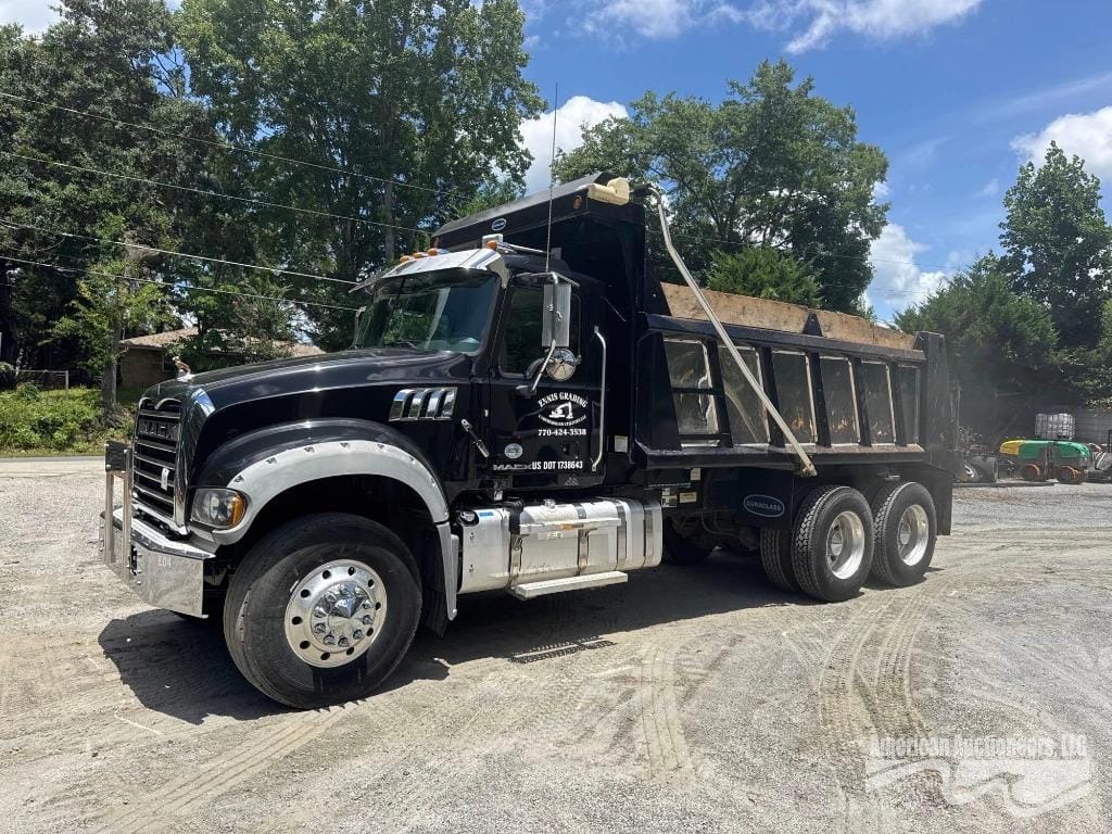 2017 Mack GU713 Equipment Image0