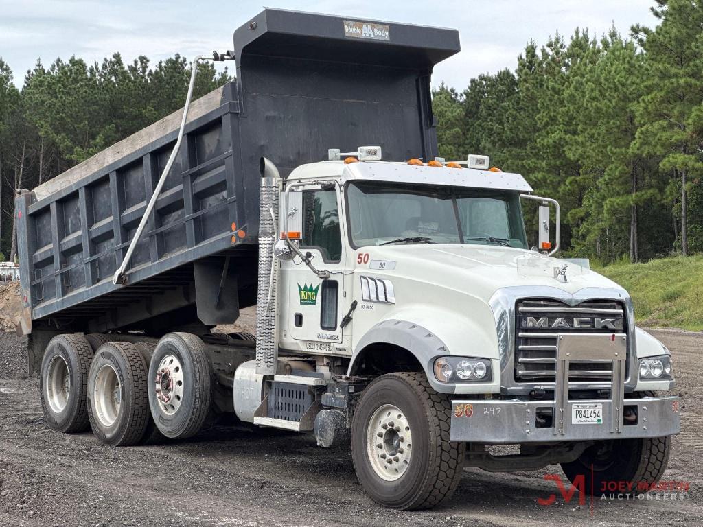 Image of Mack Granite GU713 Primary image