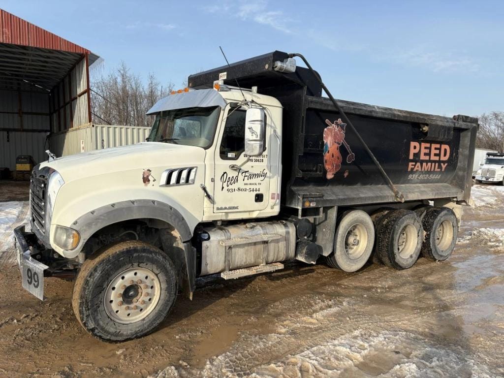 2017 Mack Granite GU713 Equipment Image0