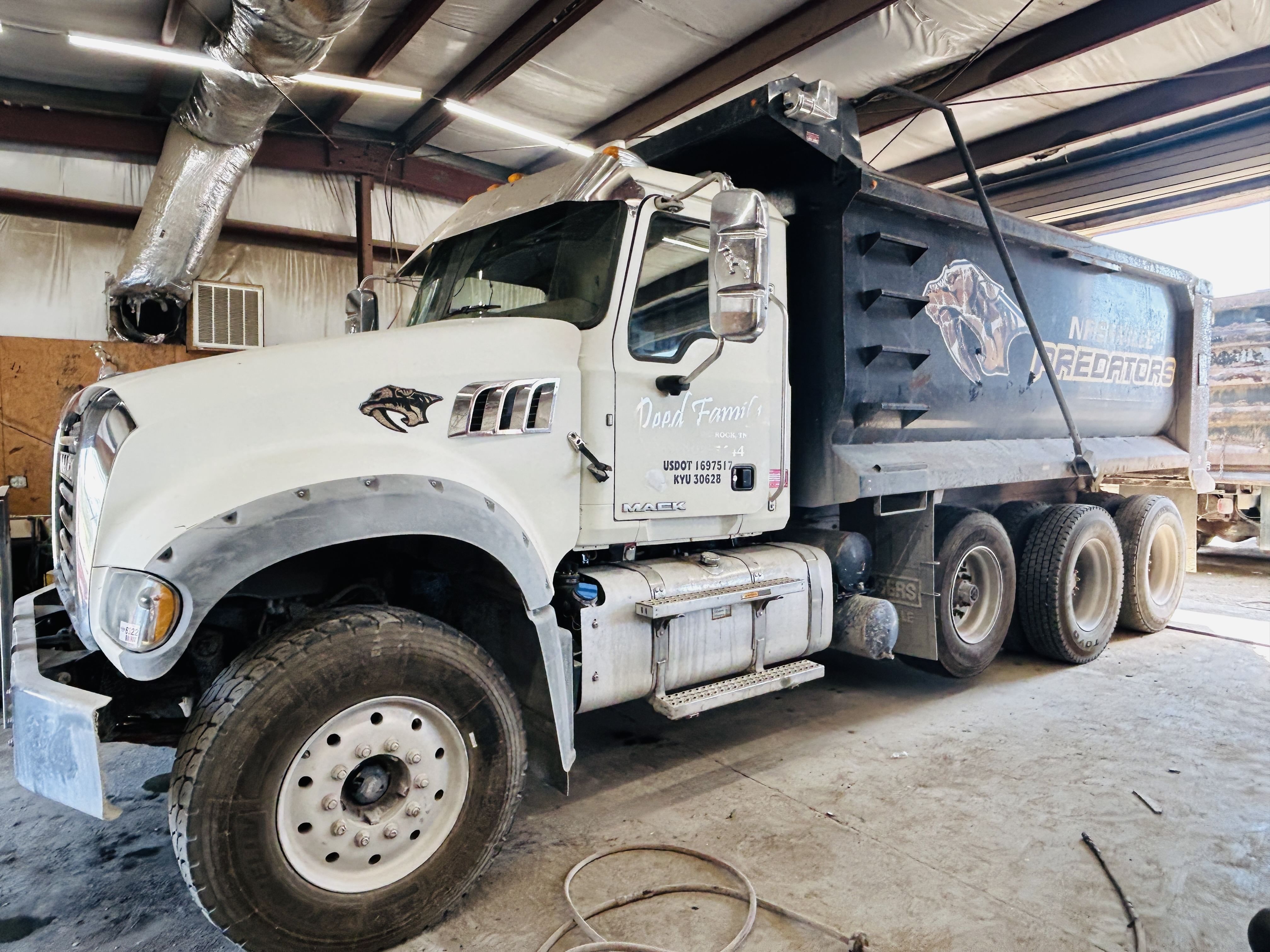 2017 Mack Granite Equipment Image0