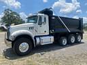 2017 Mack GU713 Image