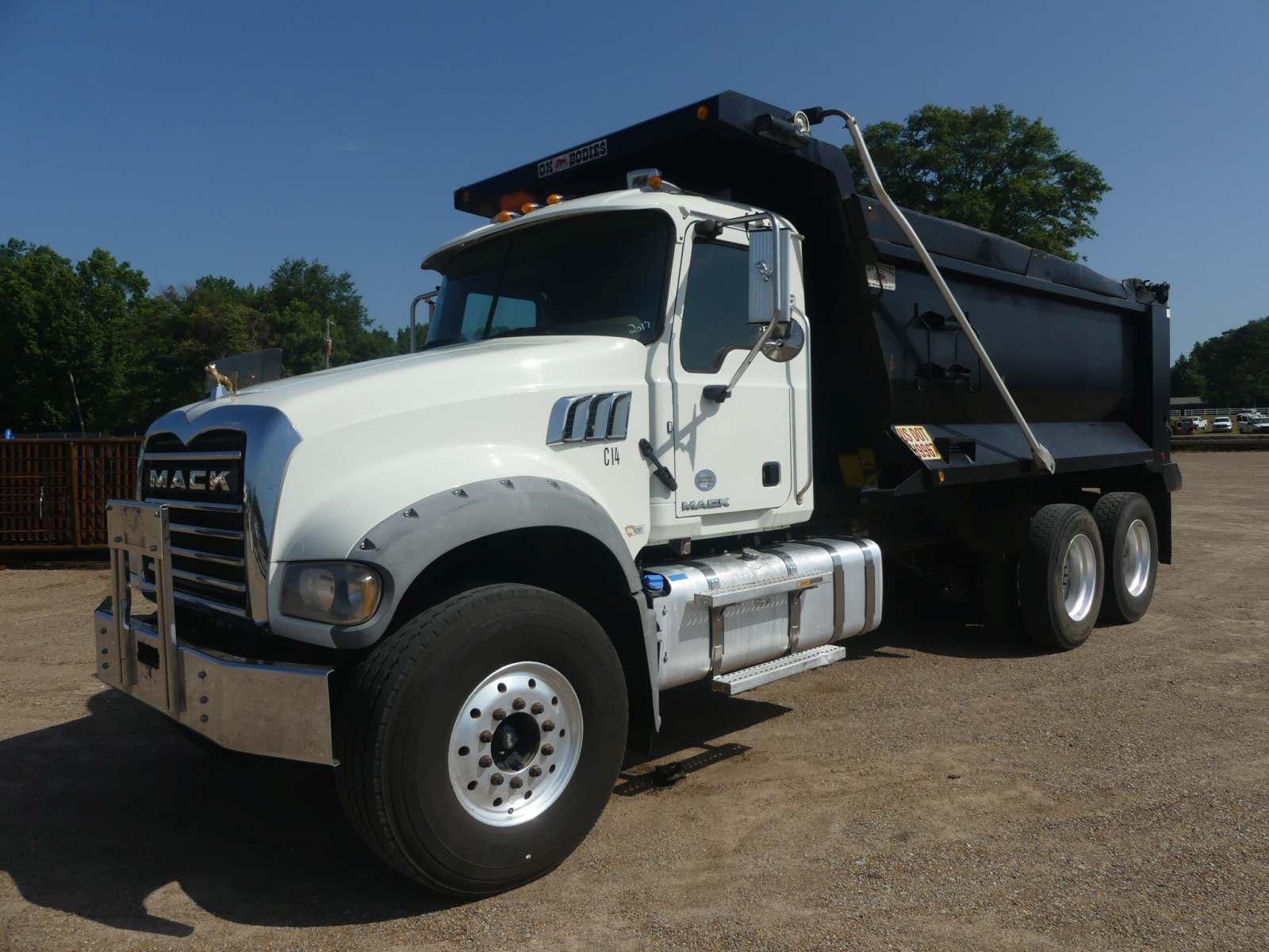 Main image Mack GU713