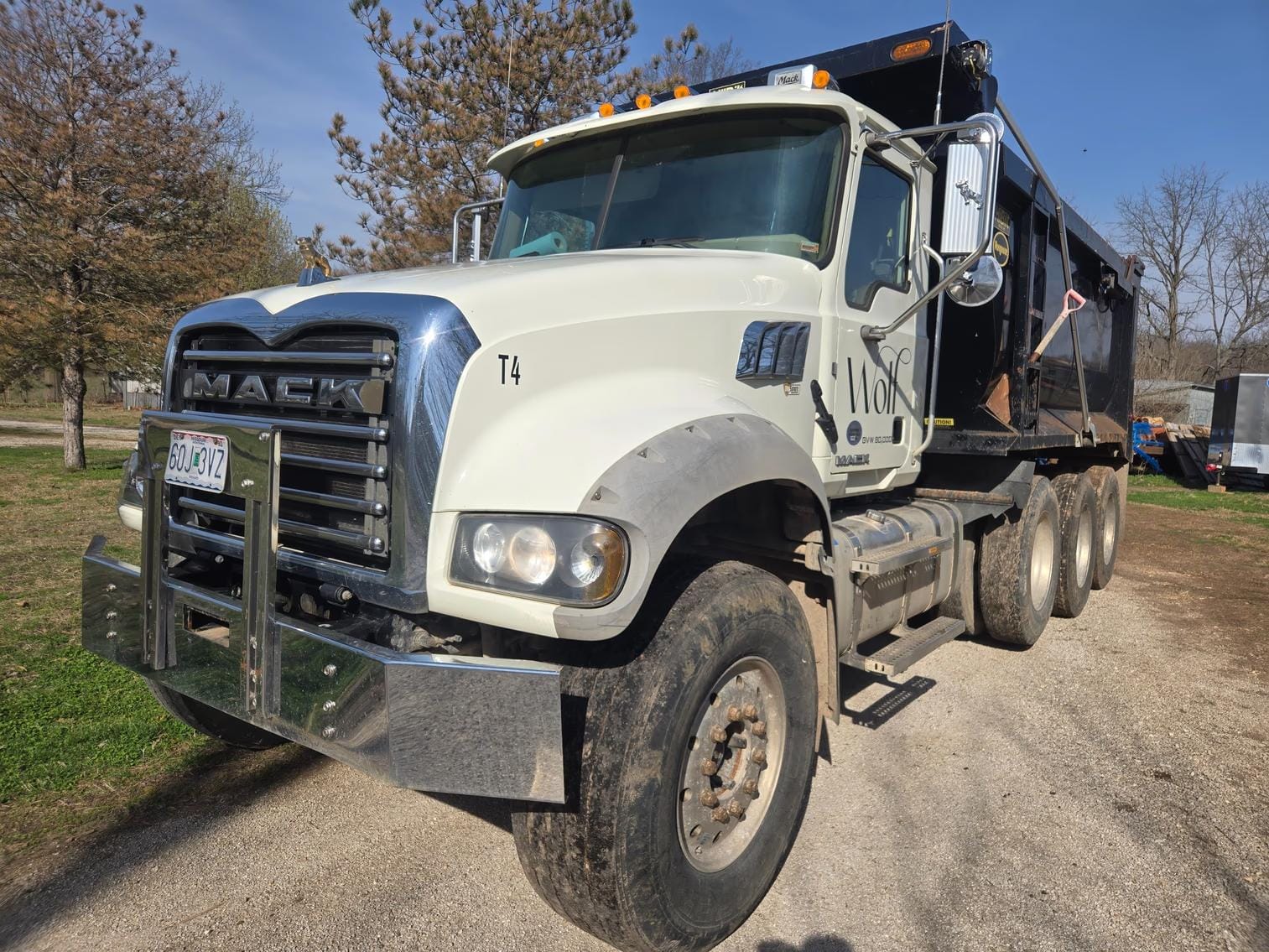 2017 Mack GU713 Equipment Image0
