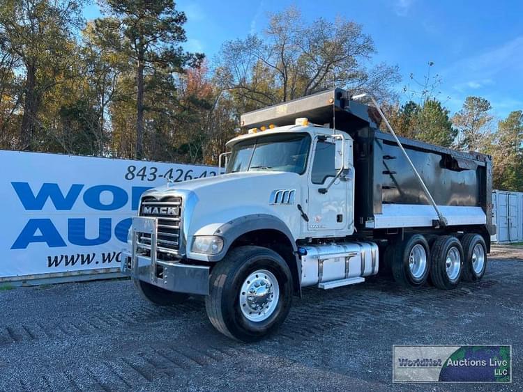 2017 Mack GU713 Equipment Image0