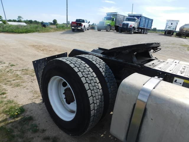 Image of Mack Pinnacle equipment image 3