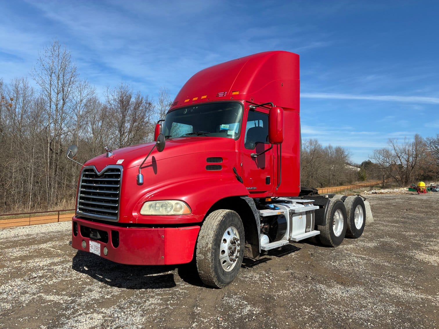 2017 Mack CXU613 Equipment Image0