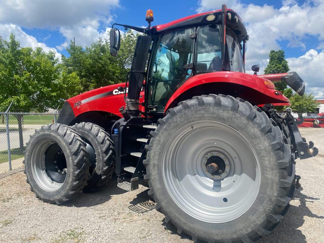 Image of Case IH Magnum 310 Image 1