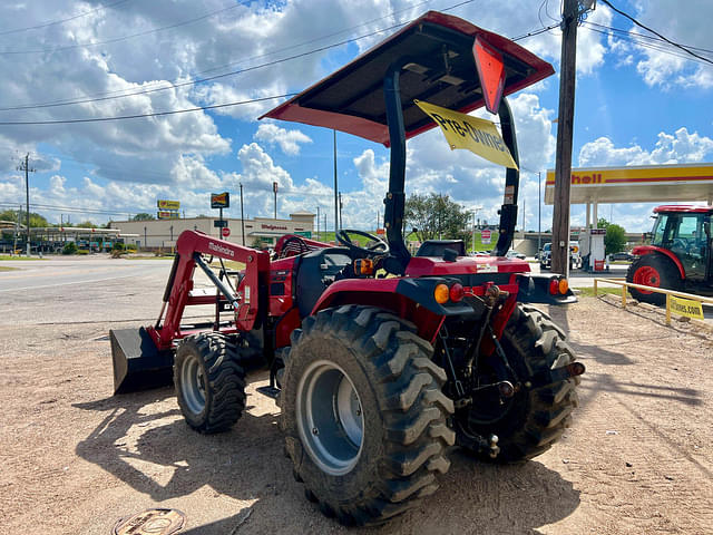 Image of Mahindra 2538 equipment image 3