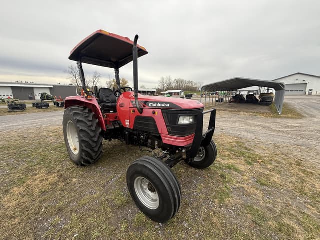 Image of Mahindra 5570 equipment image 1