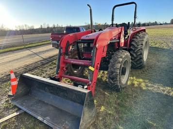 Main image Mahindra 5570