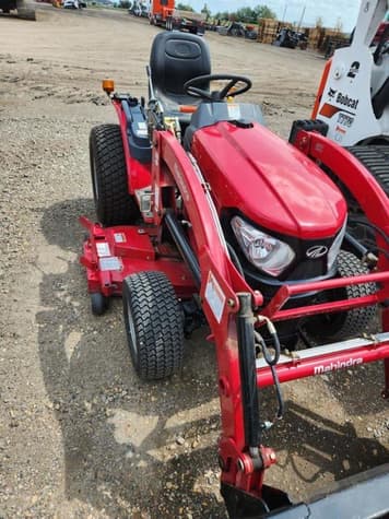 Main image Mahindra eMax 25