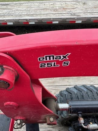 Image of Mahindra eMax 25S equipment image 2
