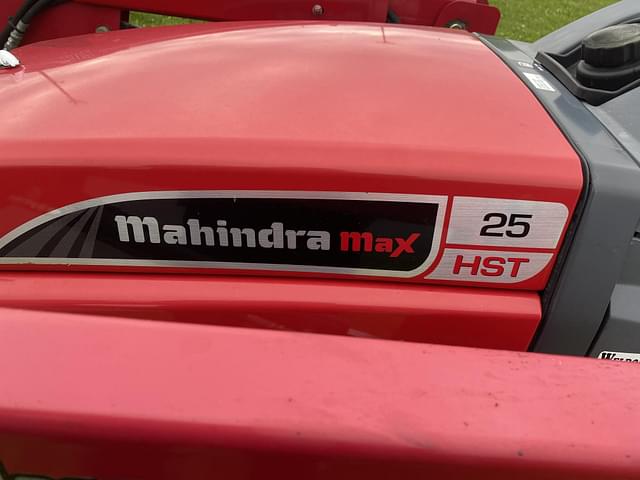 Image of Mahindra Max 25 HST equipment image 2