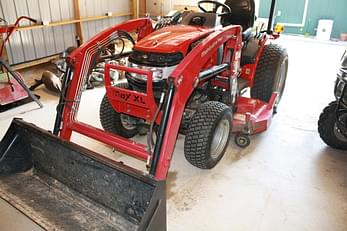 Main image Mahindra Max 26 1