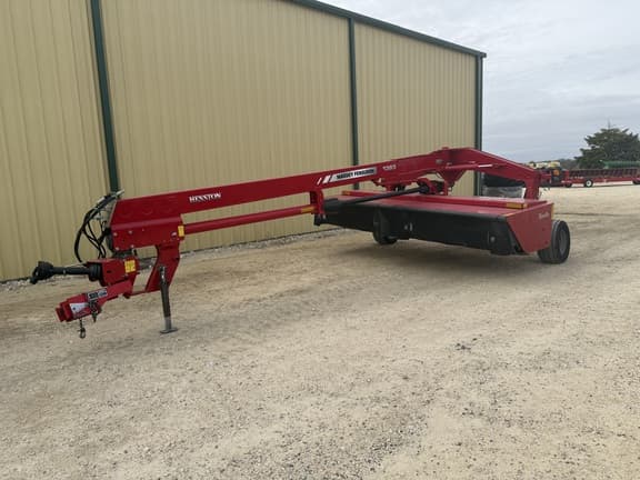 Image of Massey Ferguson 1383 equipment image 1