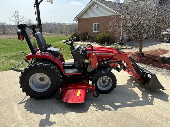 2017 Massey Ferguson 1526 Tractors Less than 40 HP for Sale | Tractor Zoom