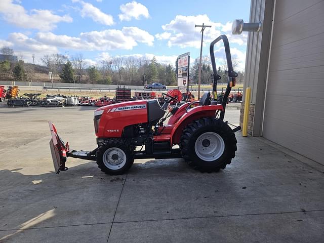 Image of Massey Ferguson 1734E equipment image 1