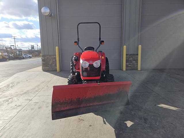 Image of Massey Ferguson 1734E equipment image 3