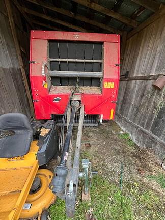 Image of Massey Ferguson 1745 equipment image 2