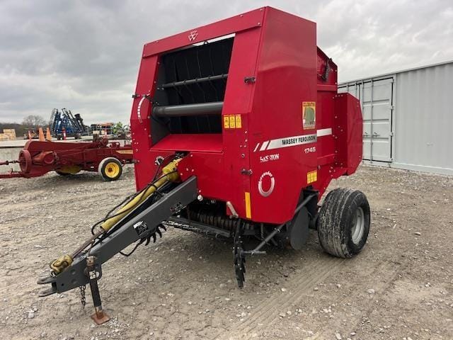 2017 Massey Ferguson 1745 Equipment Image0