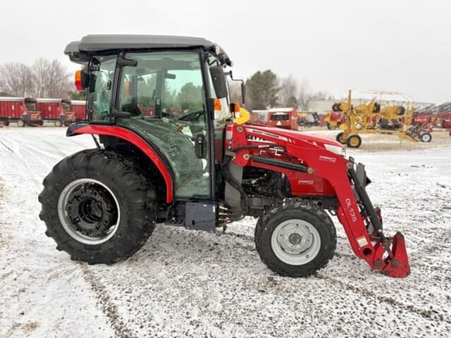 Image of Massey Ferguson 1758 equipment image 3
