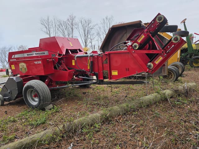 Image of Massey Ferguson 1838 equipment image 3