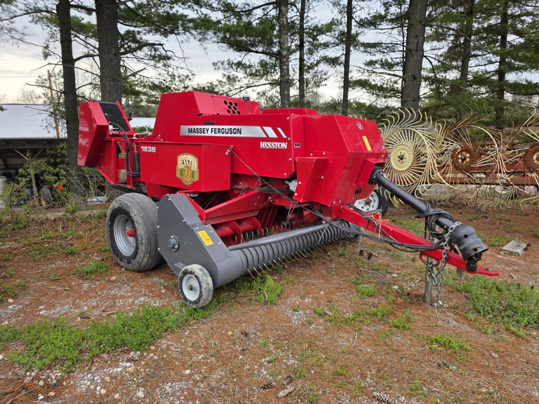 Image of Massey Ferguson 1838 Primary image