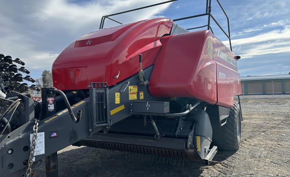 Image of Massey Ferguson 2270 Primary image