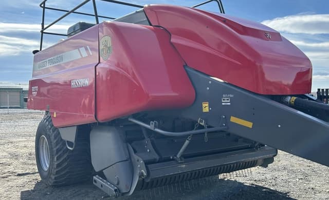 Image of Massey Ferguson 2270 equipment image 2