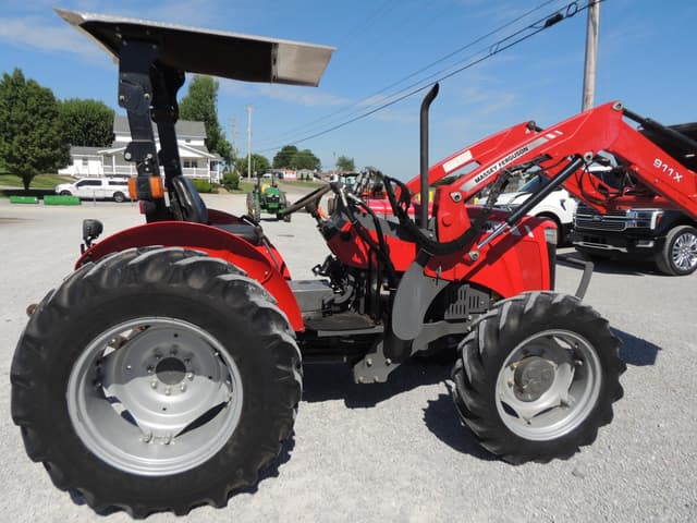 Image of Massey Ferguson 2606H equipment image 3