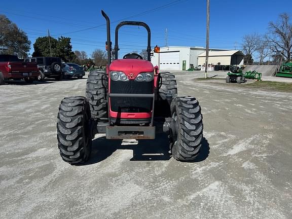 Image of Massey Ferguson 2607H equipment image 4