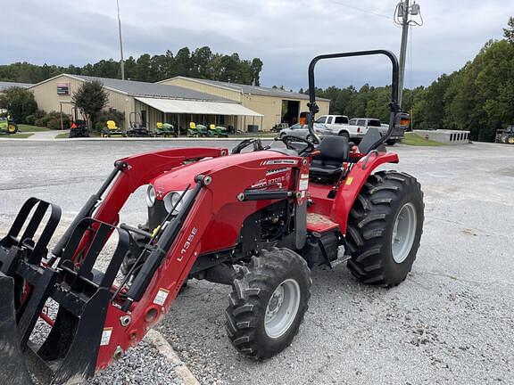 Image of Massey Ferguson 2705E Primary image