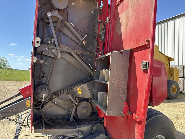Image of Massey Ferguson 2946 equipment image 4