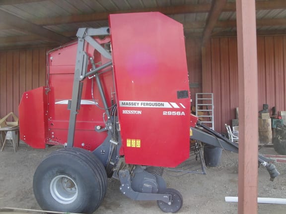 2017 Massey Ferguson 2956 Equipment Image0