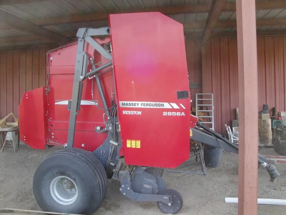 Image of Massey Ferguson 2956 Primary image