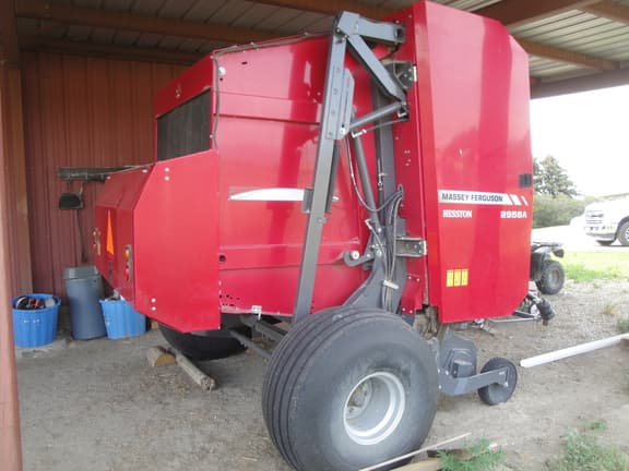Image of Massey Ferguson 2956 equipment image 2