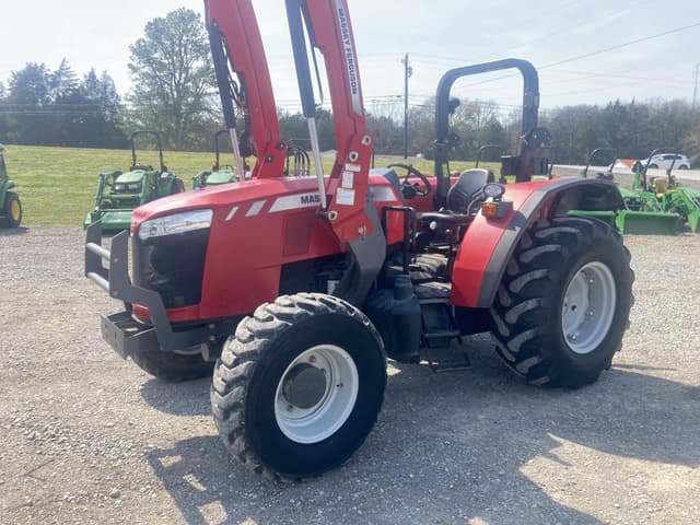 Image of Massey Ferguson 4707 equipment image 1