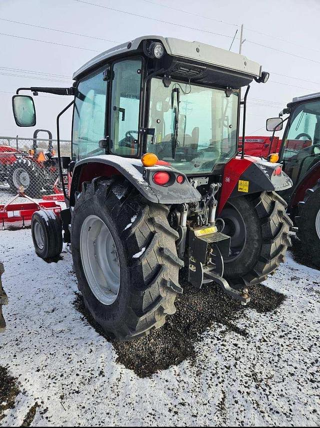 Image of Massey Ferguson 4707 equipment image 2