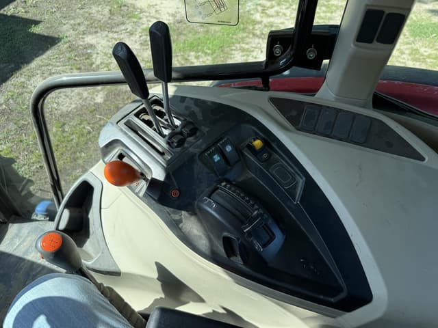 Image of Massey Ferguson 4710 equipment image 3