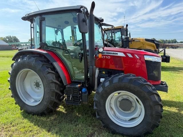 Image of Massey Ferguson 4710 equipment image 2