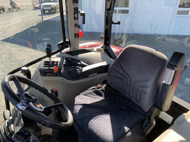Image of Massey Ferguson 4710 equipment image 4