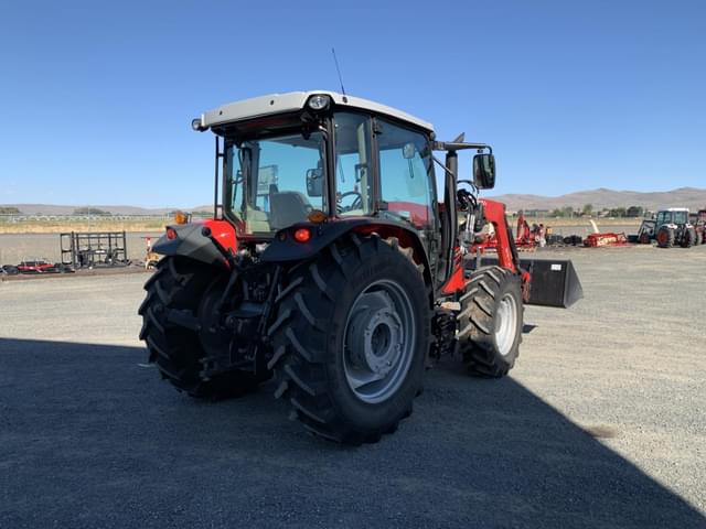 Image of Massey Ferguson 4710 equipment image 2